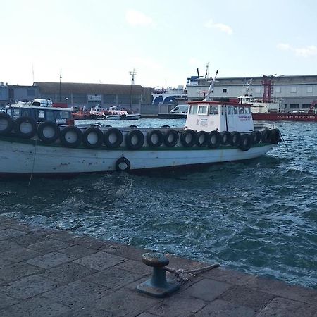 B&B Vecchia Darsena Augusta Exteriör bild