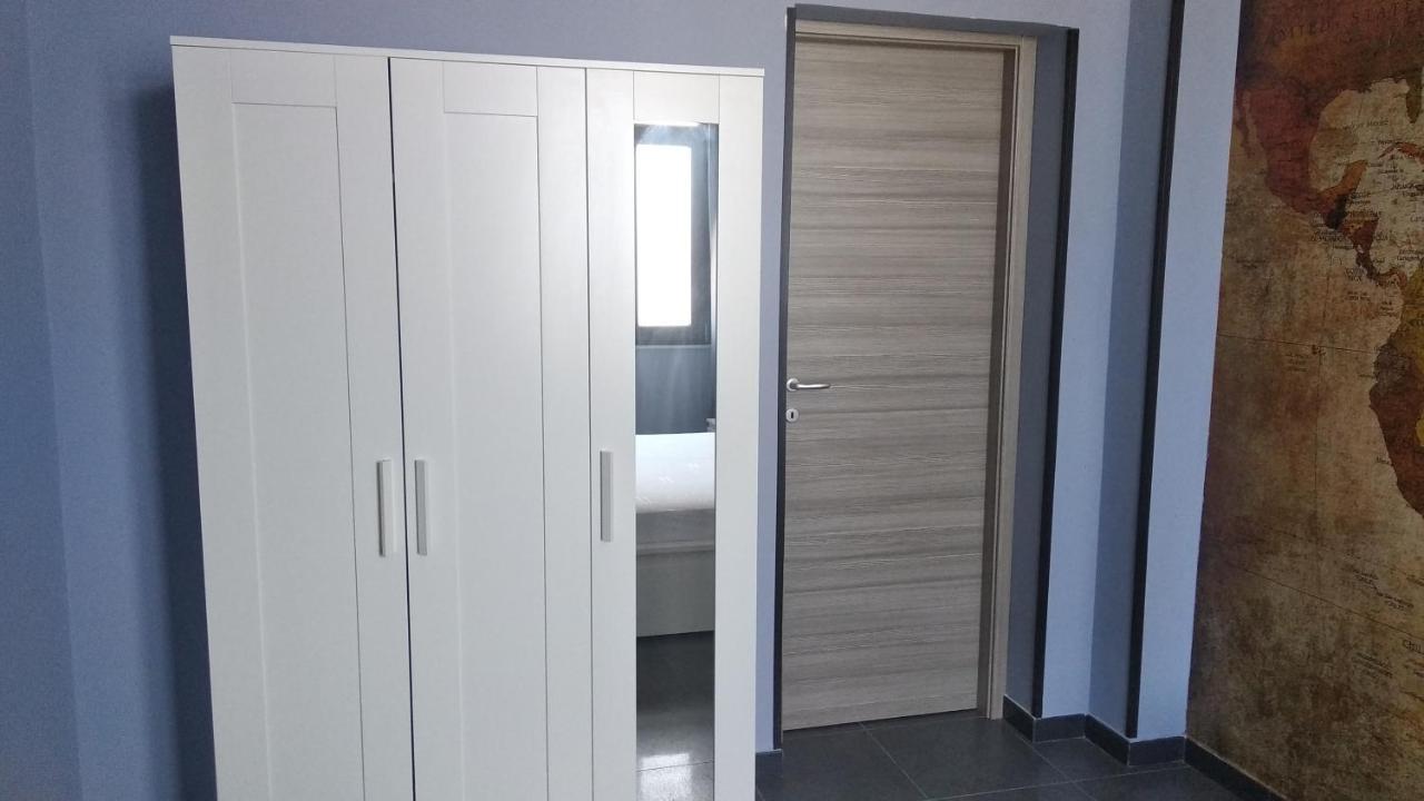 B&B Vecchia Darsena Augusta Exteriör bild